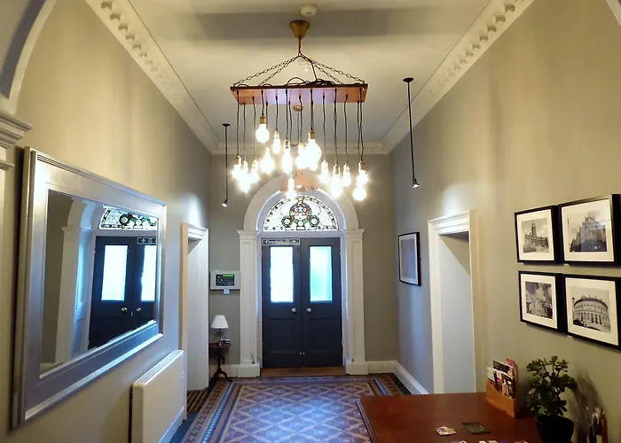 Claremont Apartments, Centre Lägenhet *