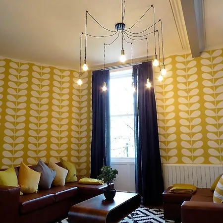 Апартаменты Claremont Apartments, Centre *