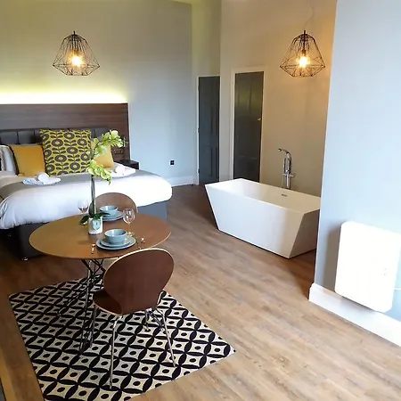 Claremont Apartments, Centre Апартаменты Лидс