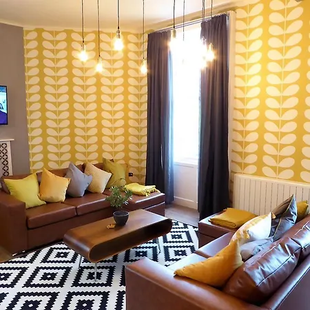 Claremont Apartments, Centre Апартаменты *