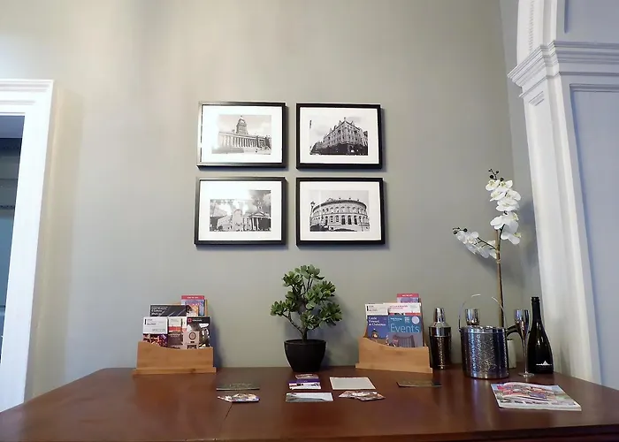 شقة Claremont Apartments, Centre